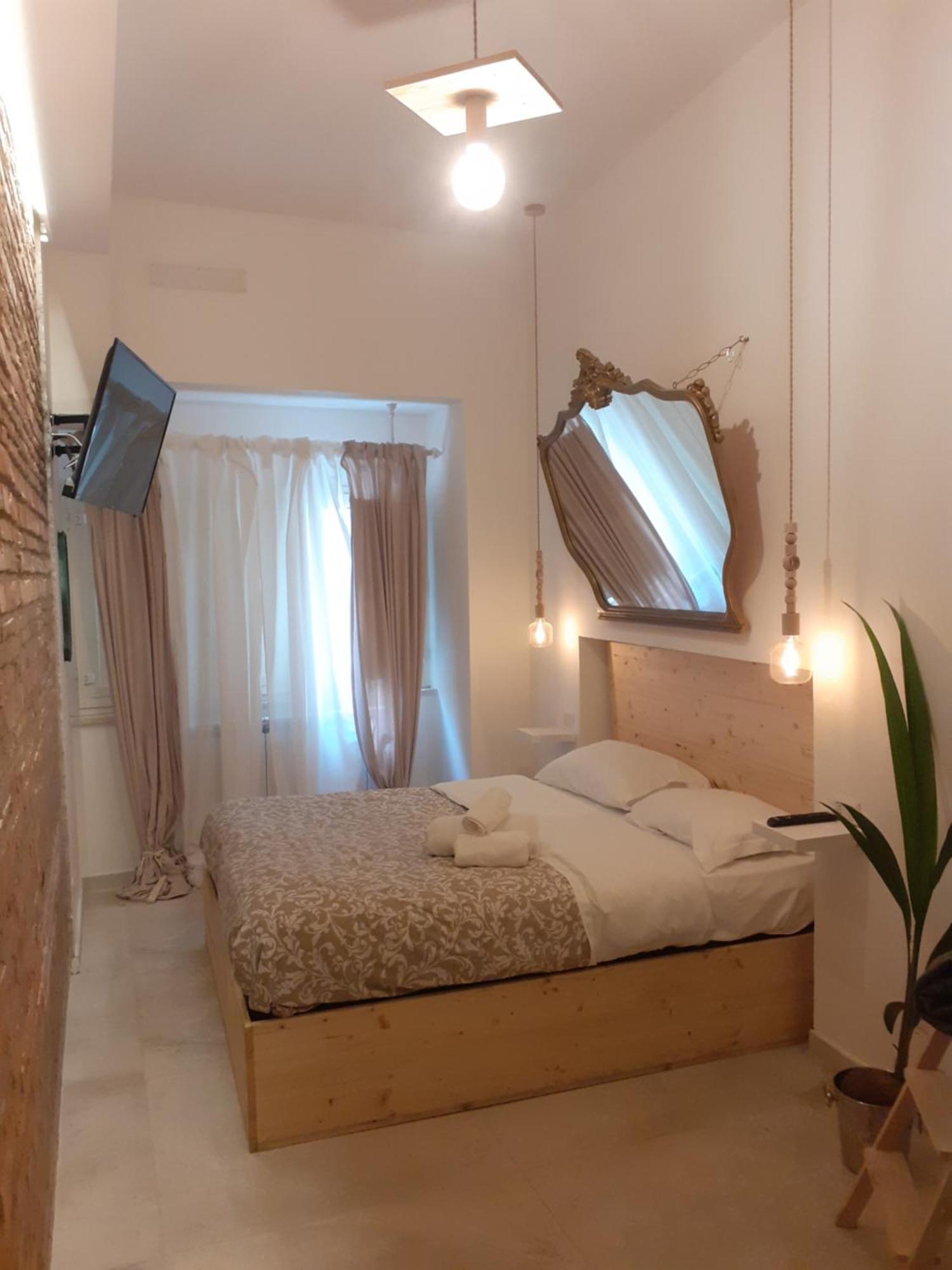 Arco Del Sacramento Casa Vacanze Benevento Habitación foto